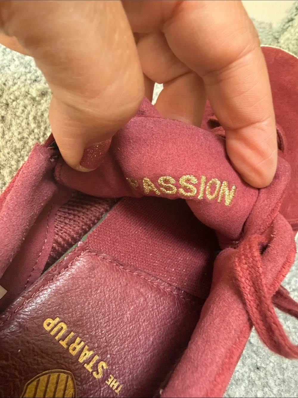 K-Swiss Low-Top Start-Up Maroon Suede Sneakers
